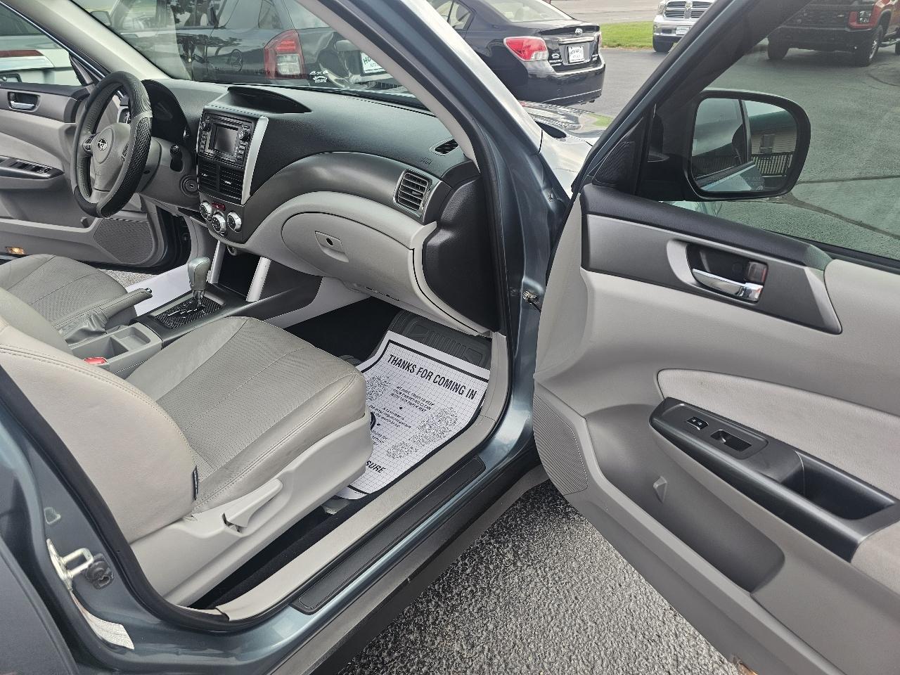 Subaru Forester 2.5X Limited 2011