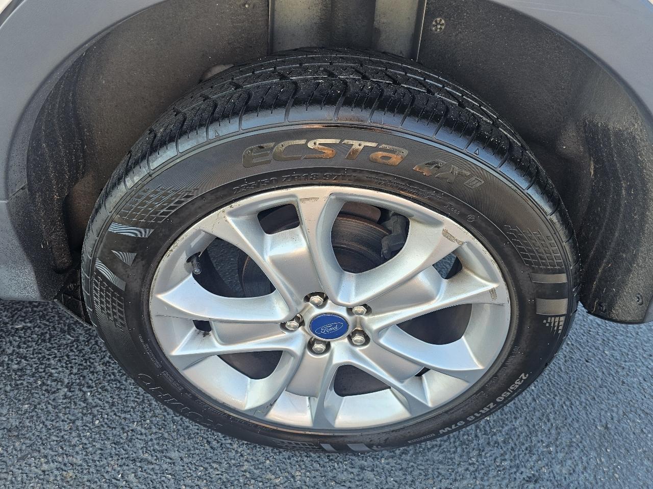 Ford Escape Titanium 4WD 2015
