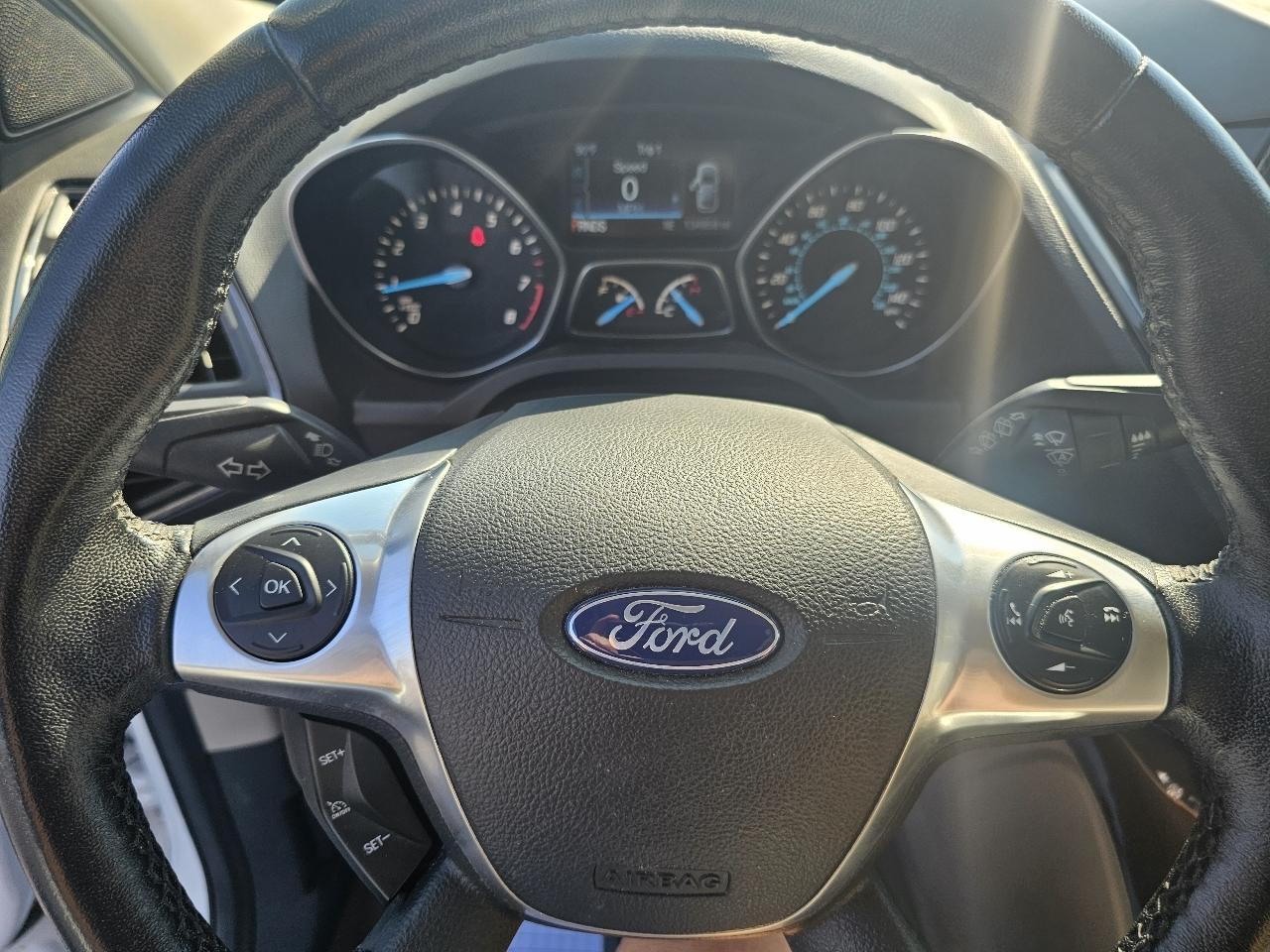 Ford Escape Titanium 4WD 2015