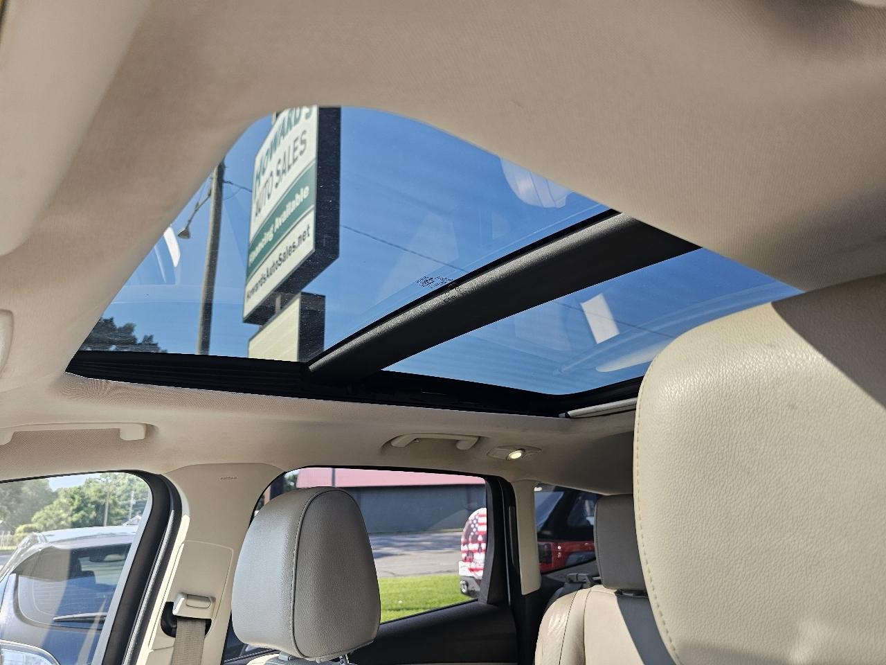Ford Escape Titanium 4WD 2015