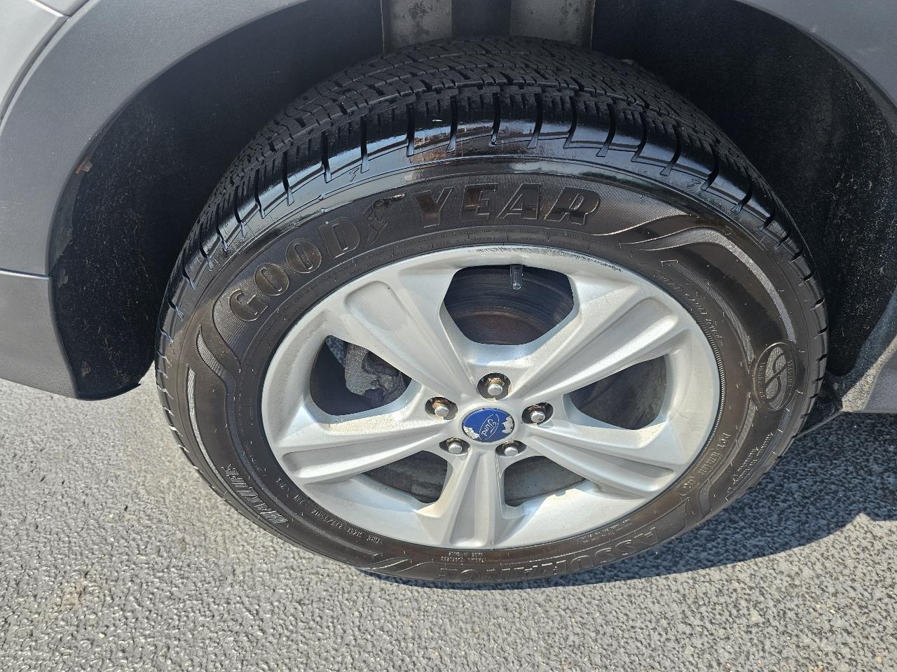 Ford Escape SE FWD 2016