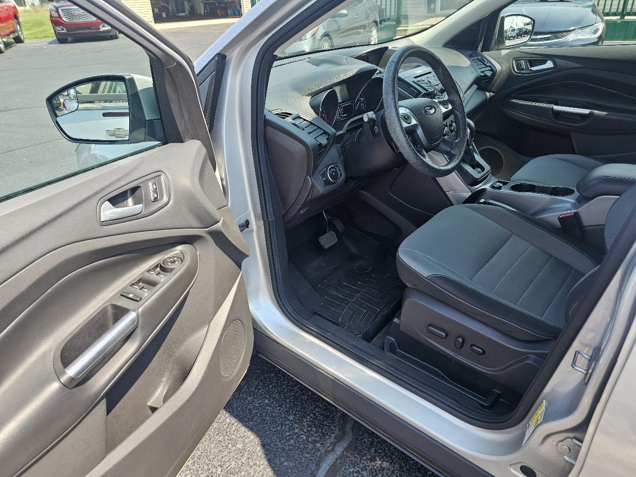 Ford Escape SE FWD 2016
