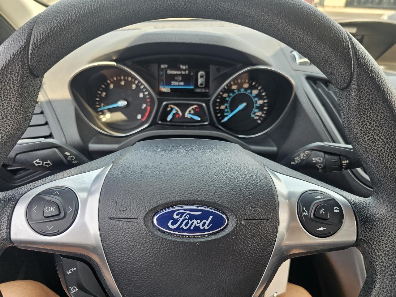 Ford Escape SE FWD 2016