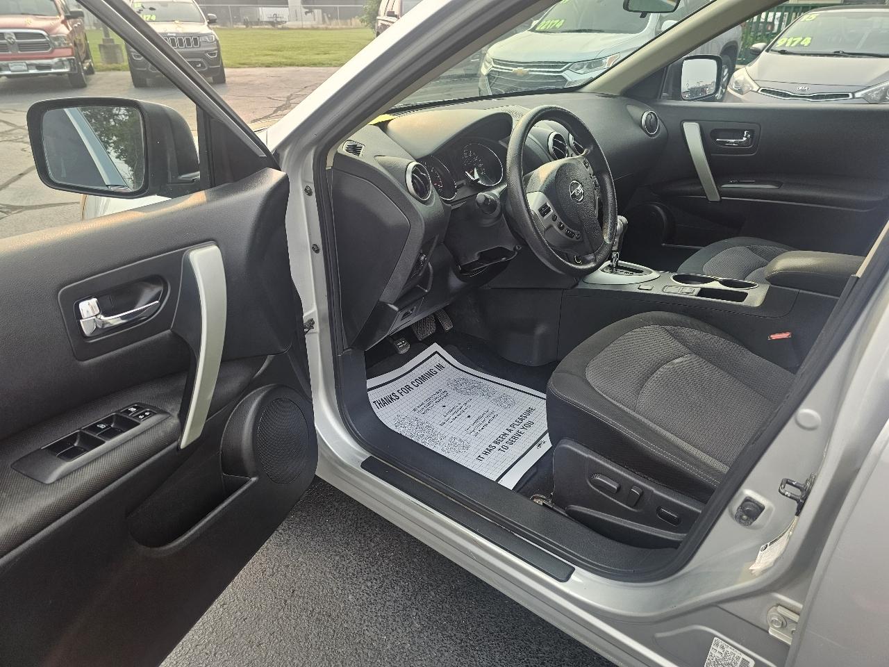 Nissan Rogue SV AWD 2013