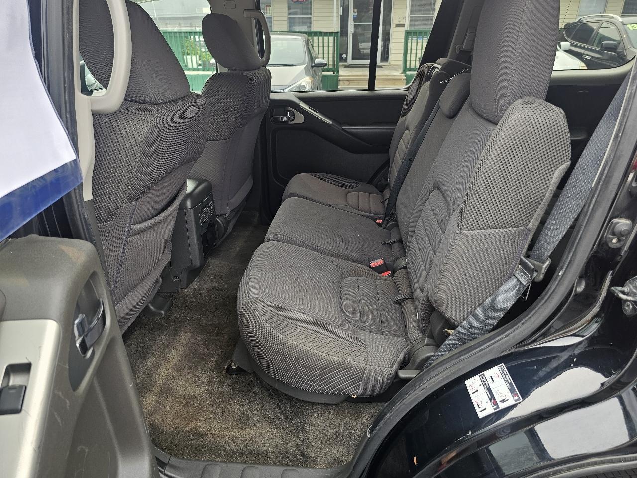 Nissan Pathfinder 4x4 S 2012