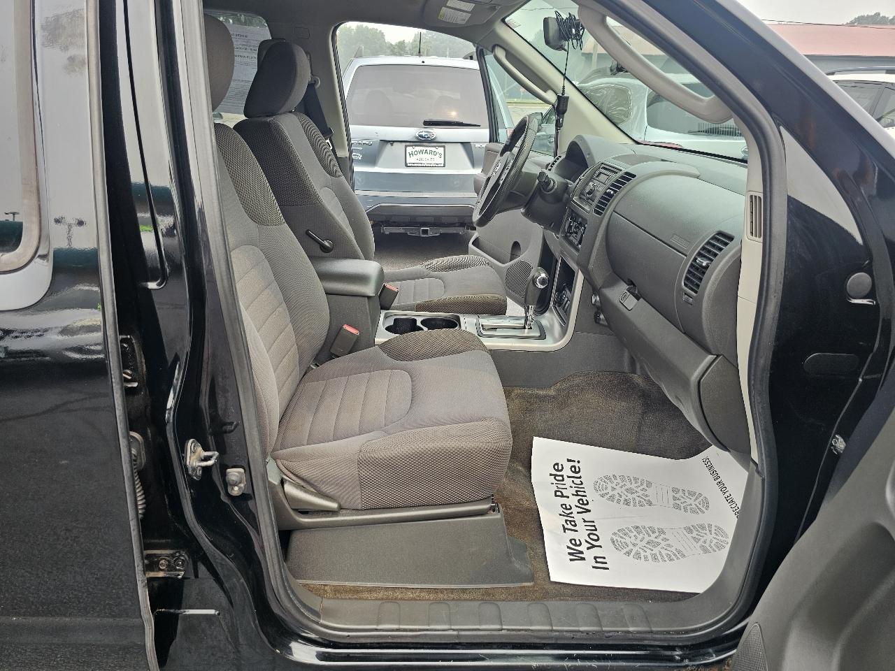 Nissan Pathfinder 4x4 S 2012
