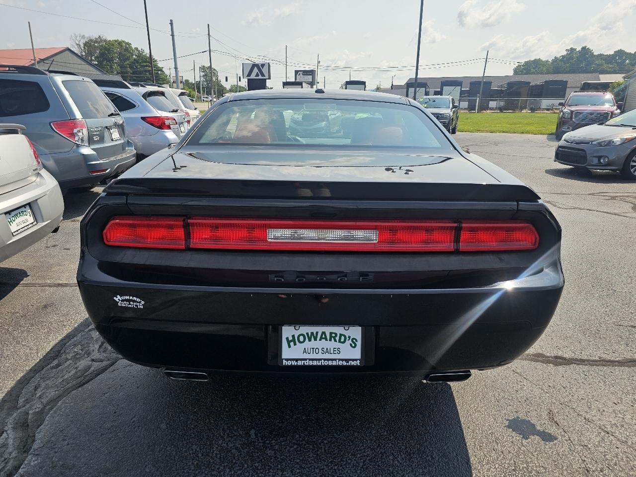 Dodge Challenger R/T 2012
