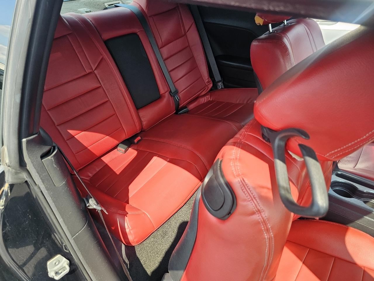 Dodge Challenger R/T 2012