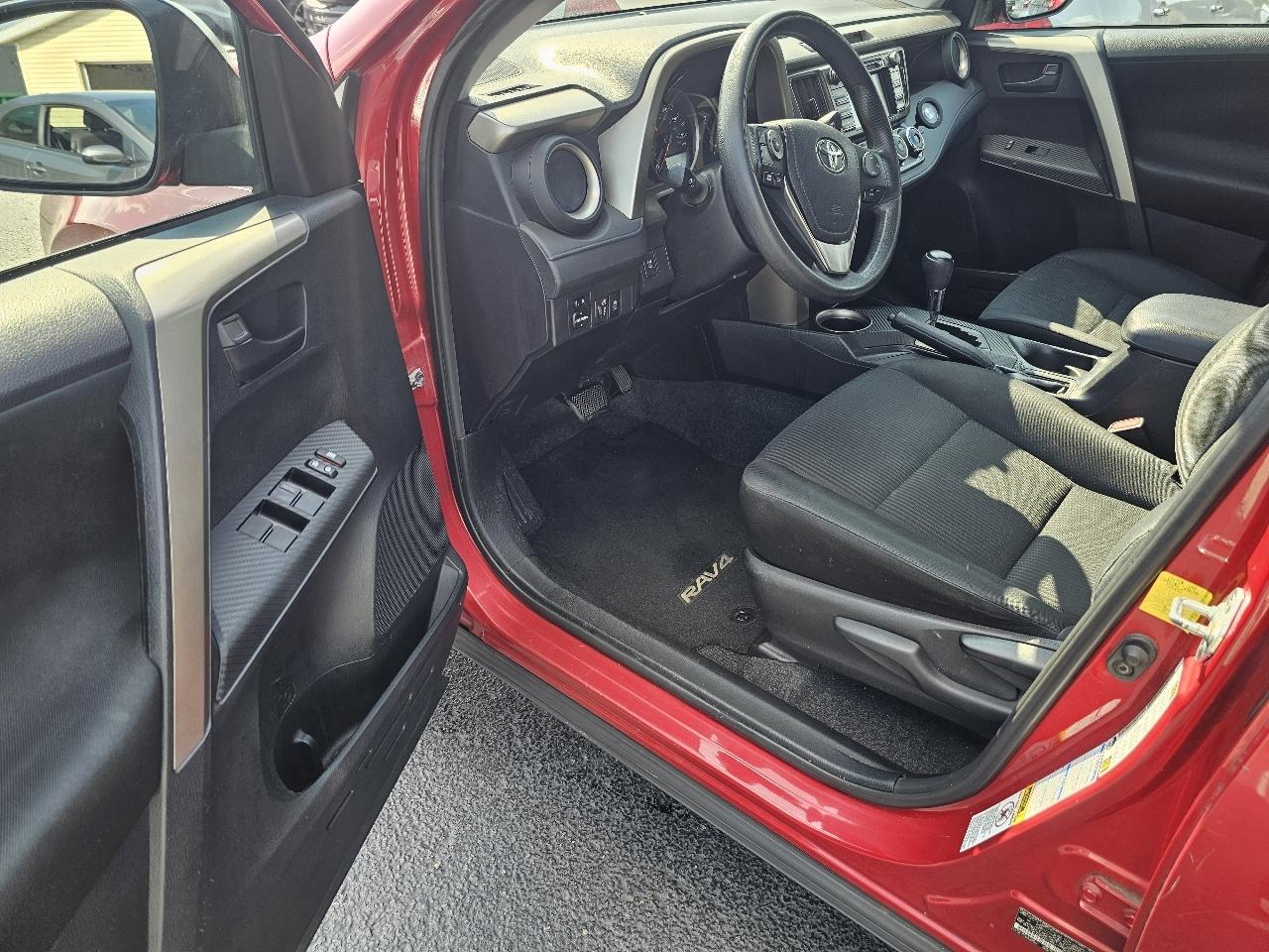 Toyota RAV4 LE AWD 2014