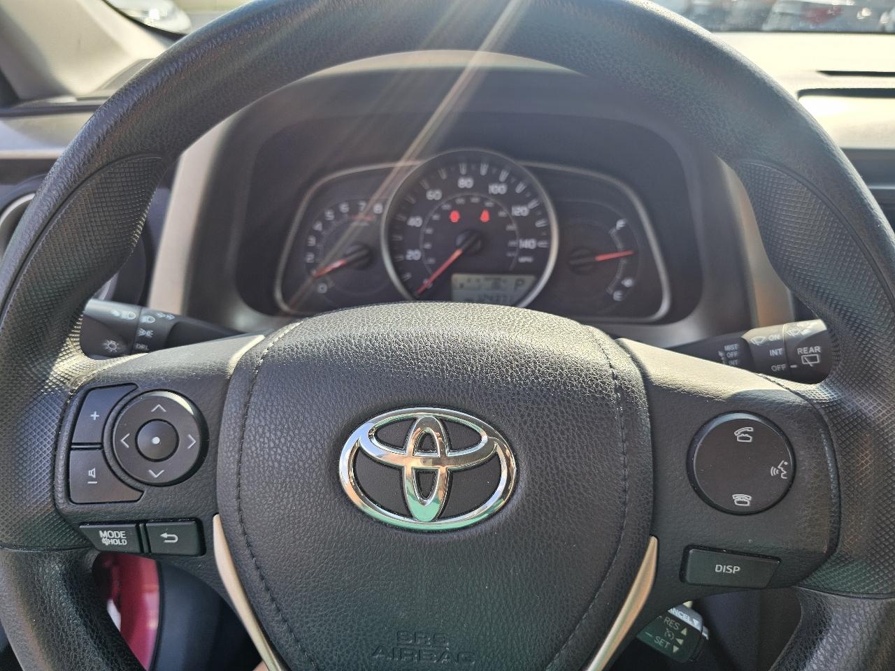 Toyota RAV4 LE AWD 2014