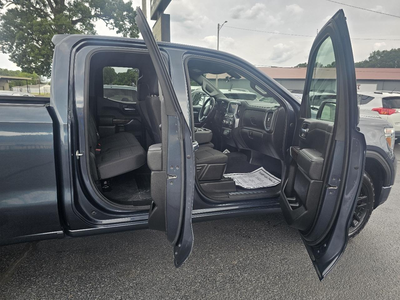 GMC Sierra 1500 Elevation Double Cab 4WD 2021