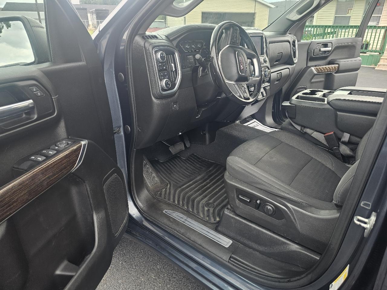 GMC Sierra 1500 Elevation Double Cab 4WD 2021