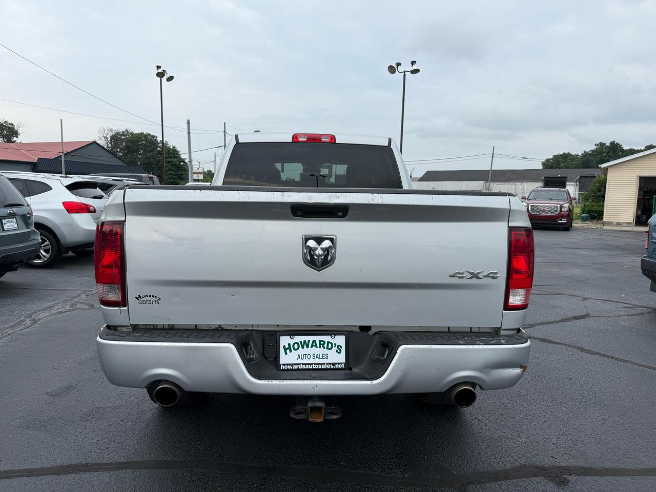 RAM 1500 Tradesman Quad Cab 4WD 2018