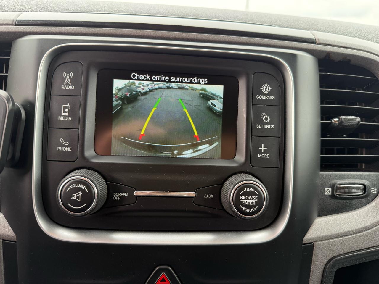 RAM 1500 Tradesman Quad Cab 4WD 2018