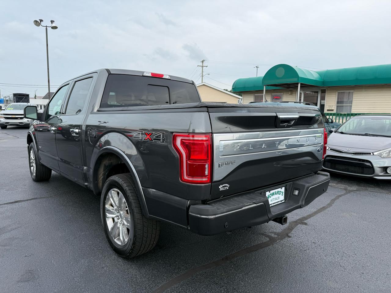 Ford F-150 Platinum SuperCrew 5.5-ft. Bed 4WD 2015