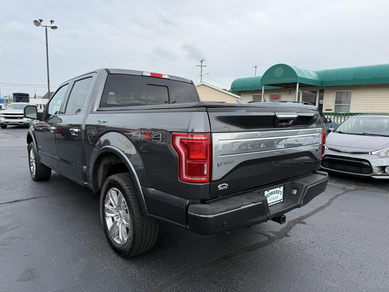 Ford F-150 Platinum SuperCrew 5.5-ft. Bed 4WD 2015