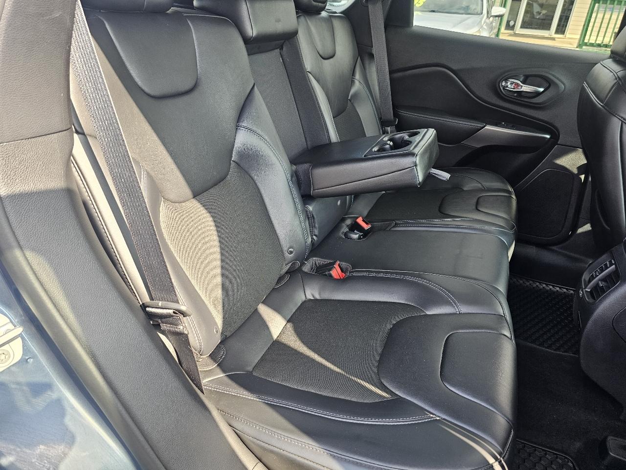 Jeep Cherokee Latitude Plus 4WD 2019