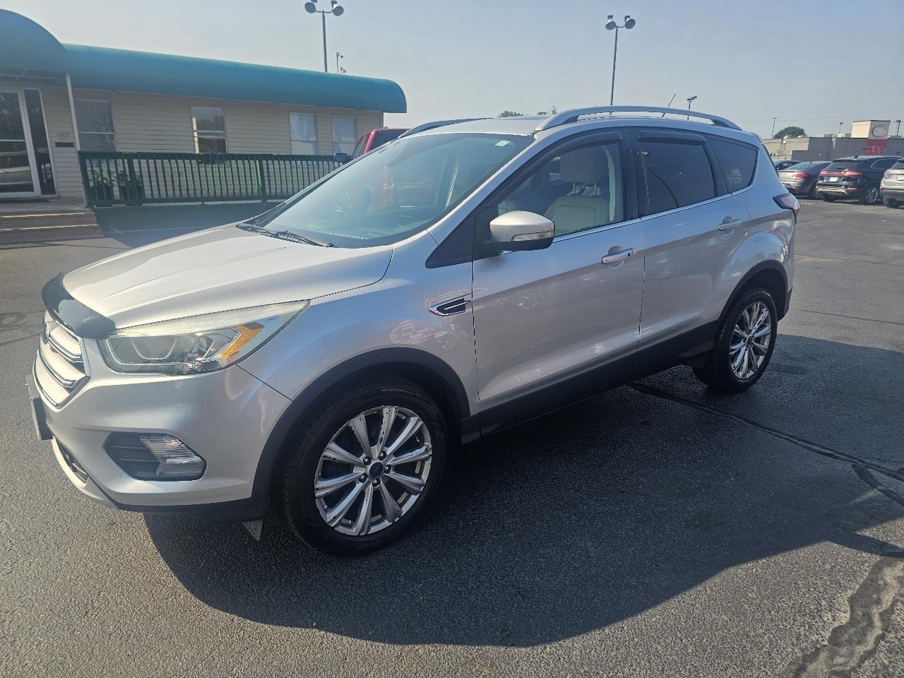 Ford Escape Titanium 4WD 2017