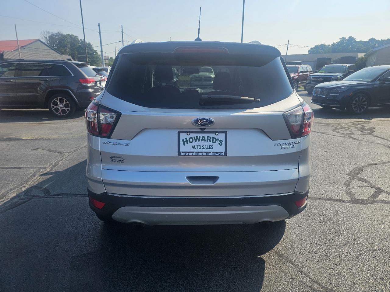 Ford Escape Titanium 4WD 2017