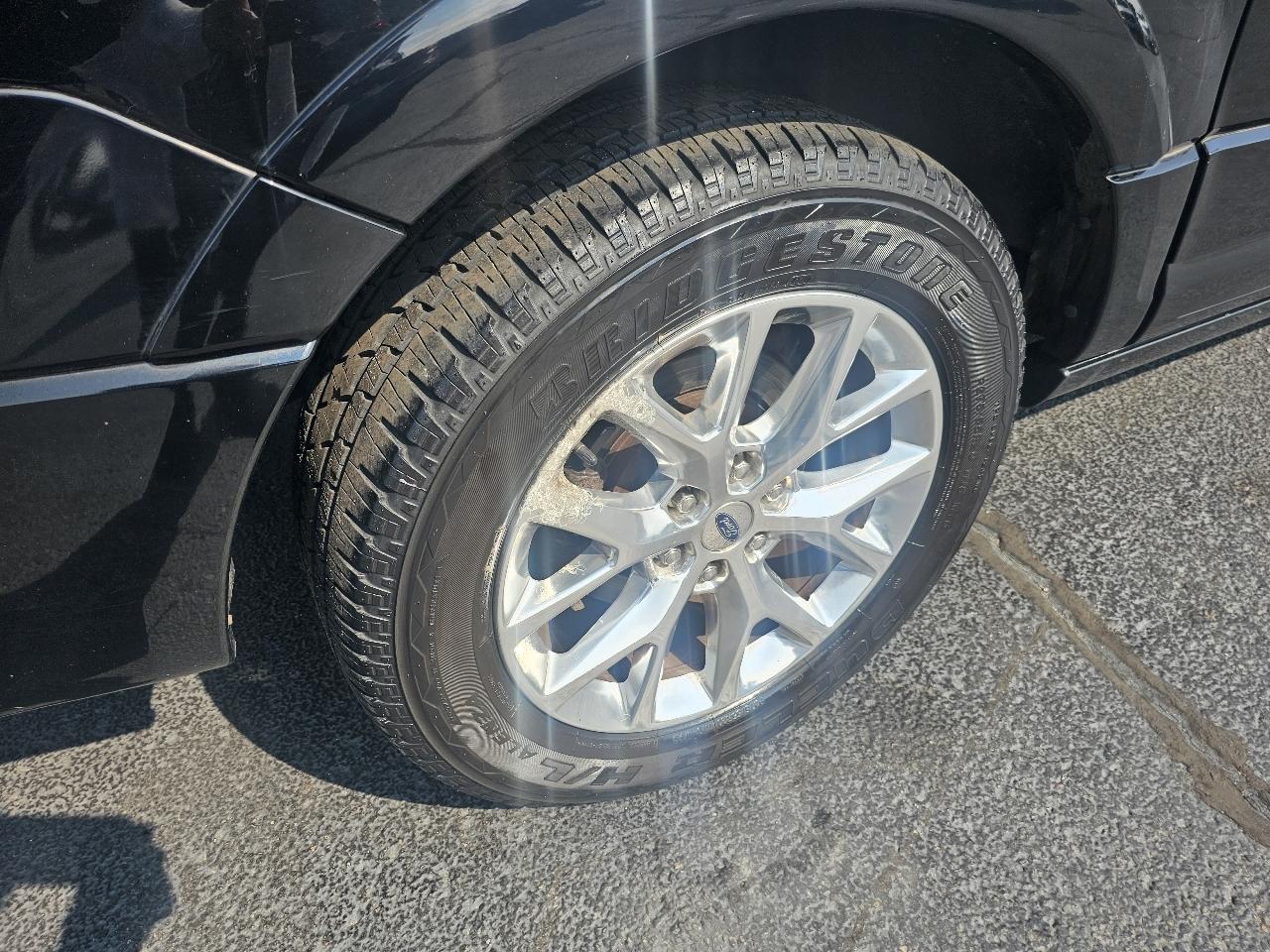 Ford Expedition EL Limited 4WD 2016