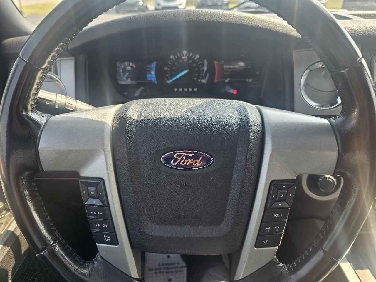 Ford Expedition EL Limited 4WD 2016