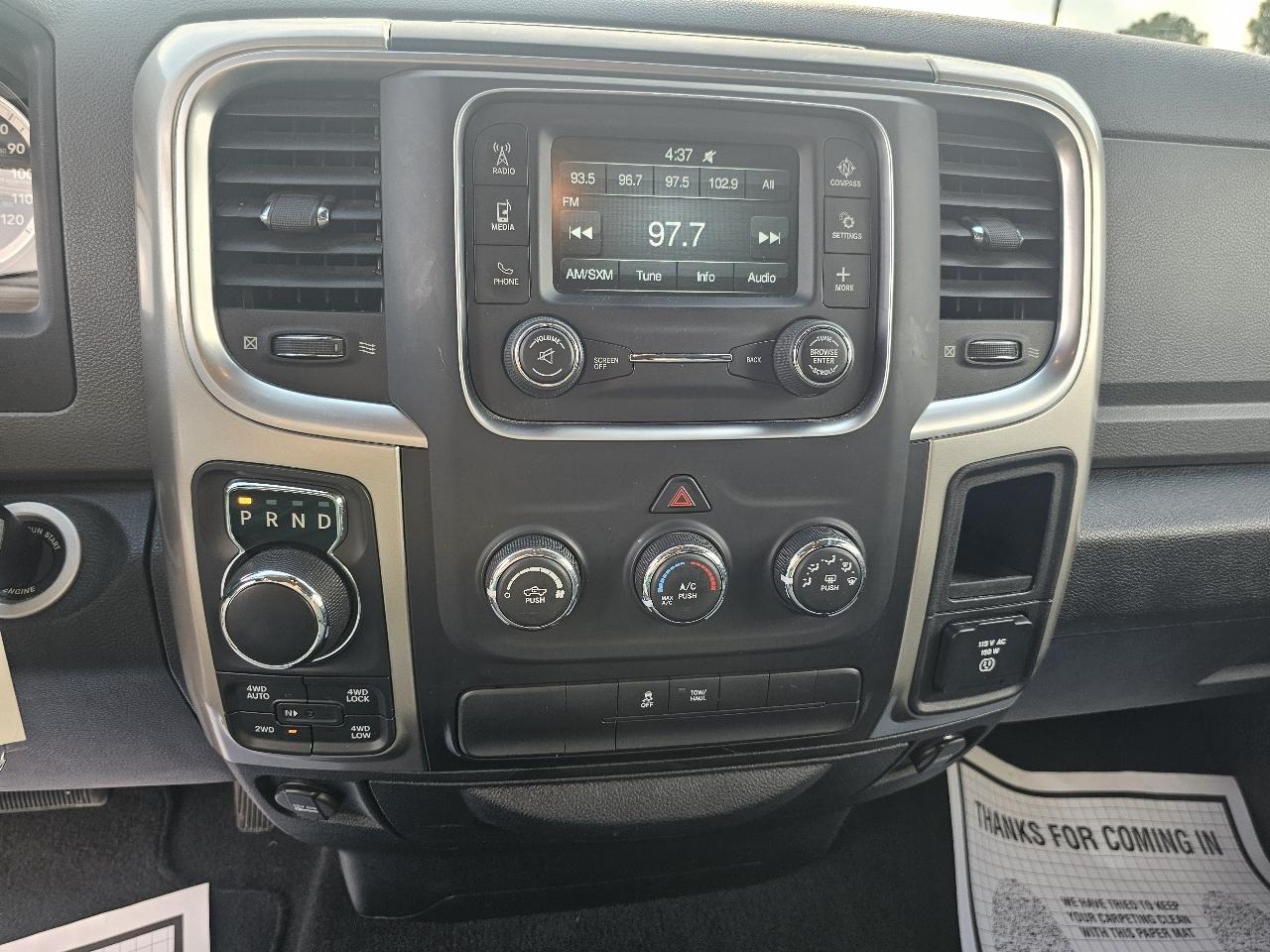 RAM 1500 SLT Crew Cab 2016
