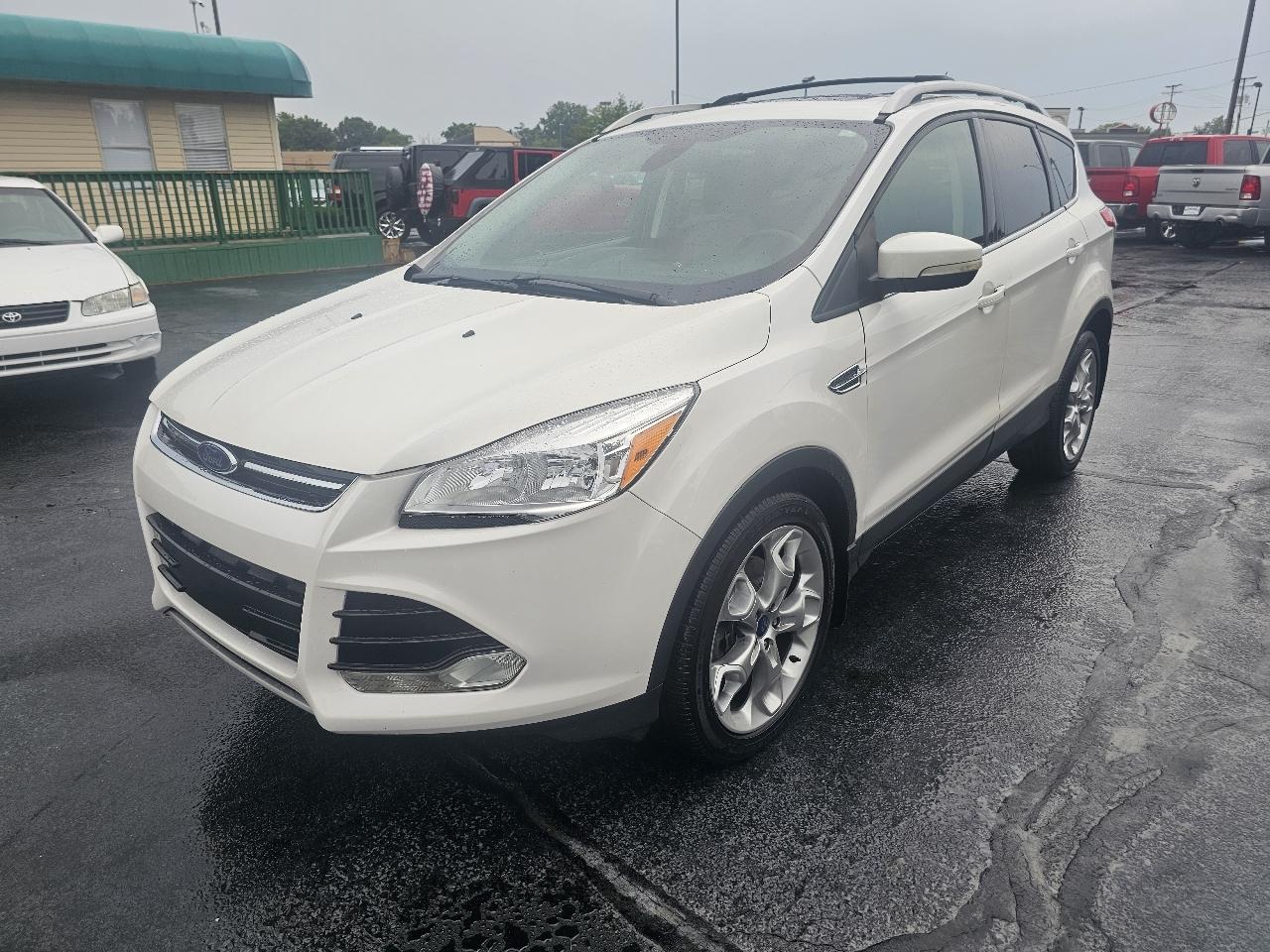 Ford Escape Titanium 4WD 2015
