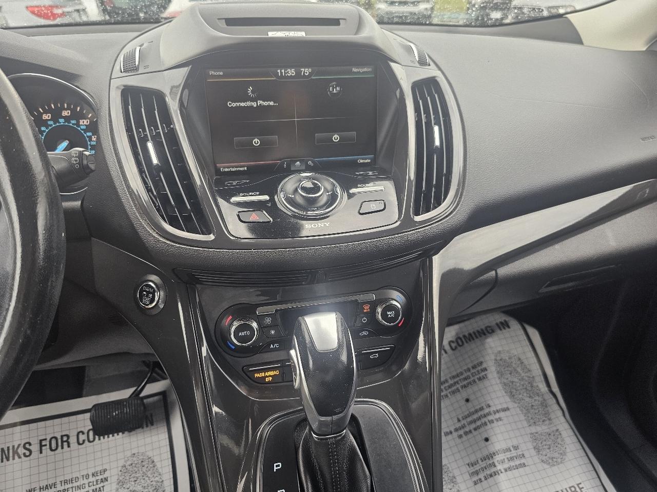 Ford Escape Titanium 4WD 2015