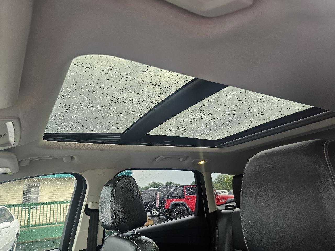 Ford Escape Titanium 4WD 2015