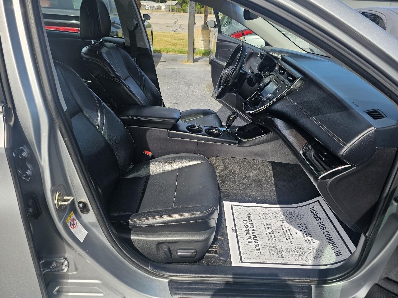 Toyota Avalon Hybrid XLE Premium 2016