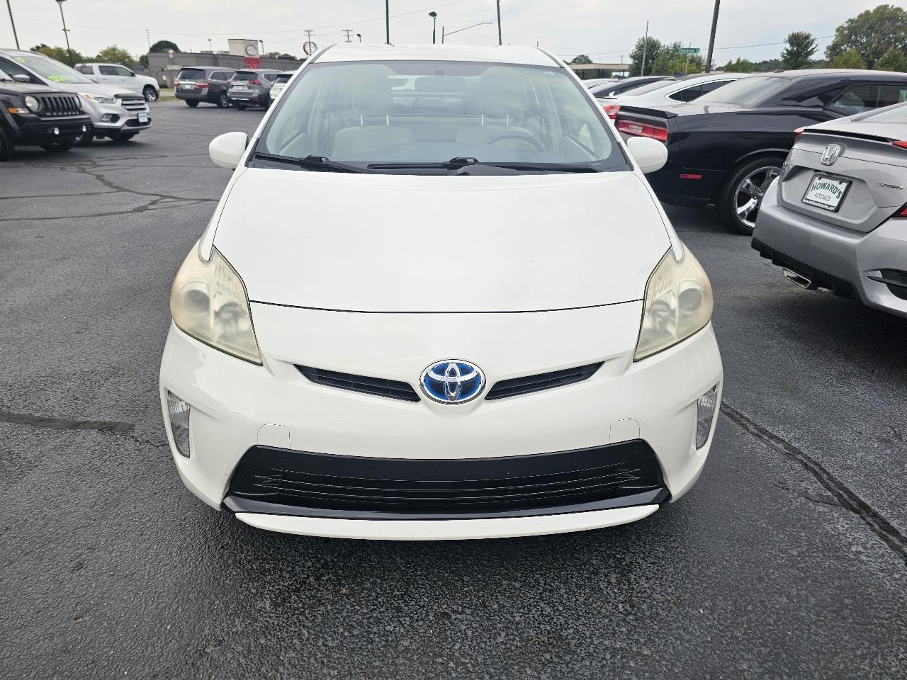 Toyota Prius Prius V 2012