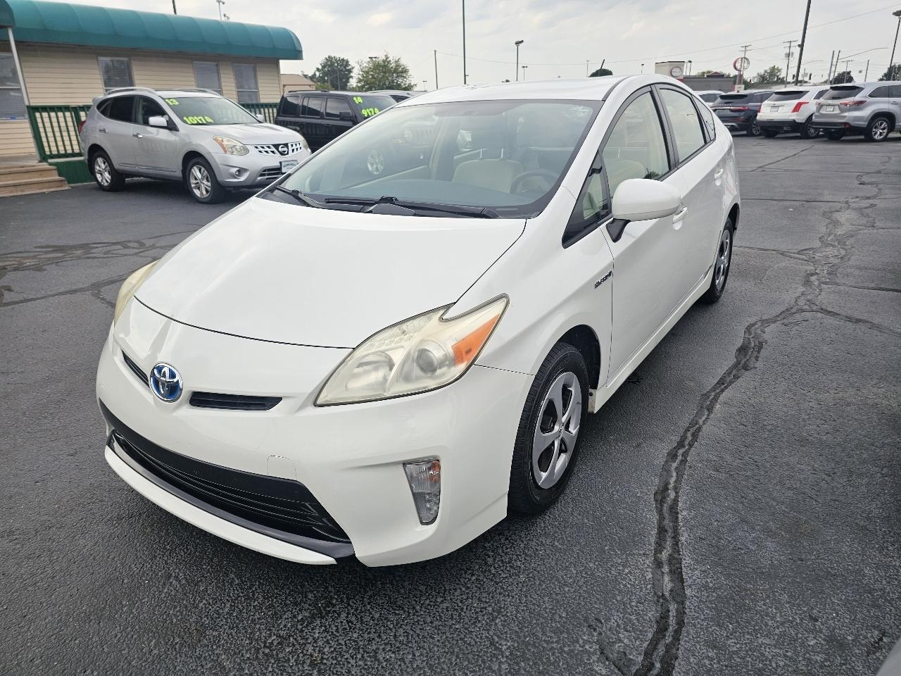 Toyota Prius Prius V 2012