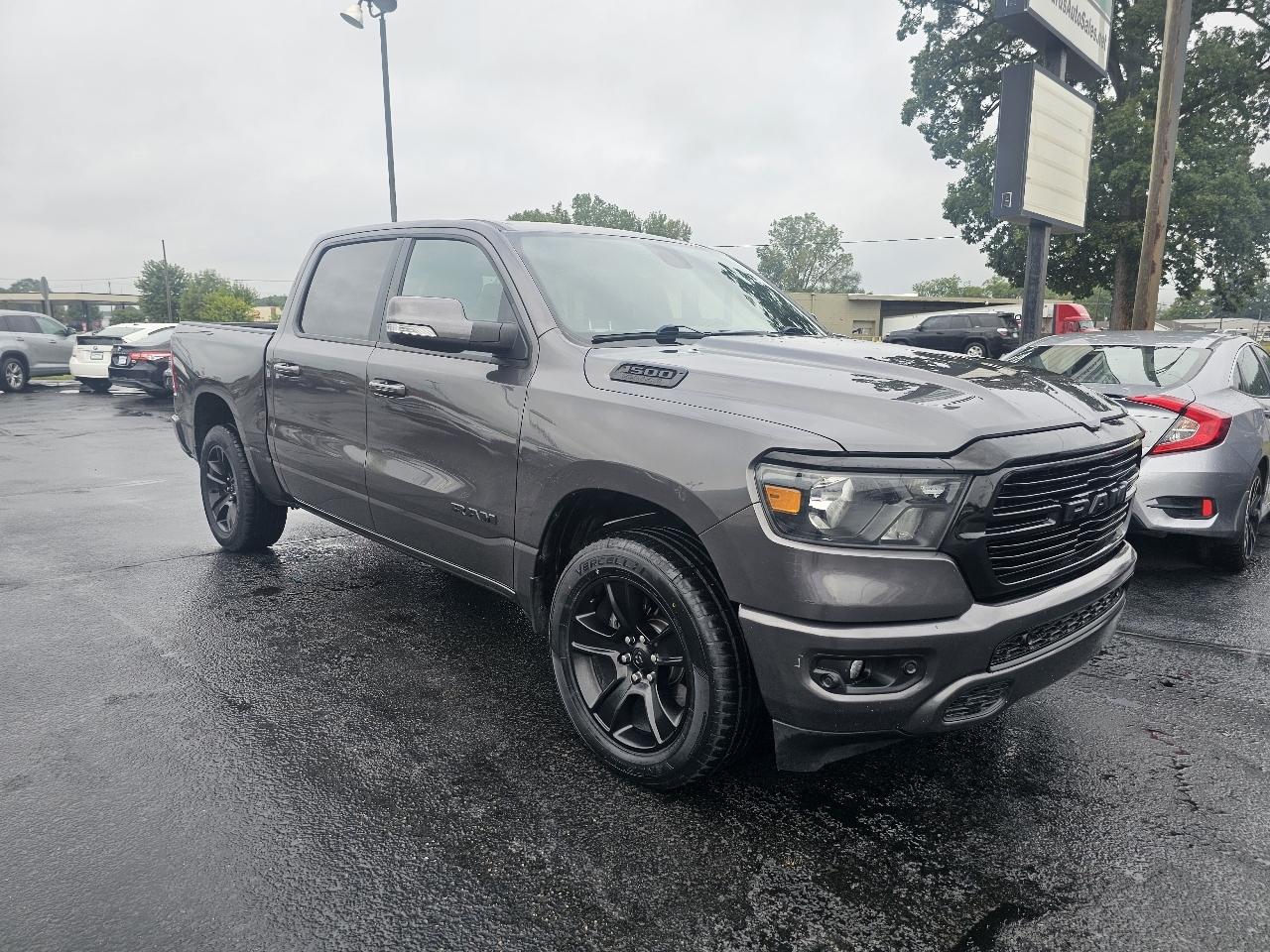 RAM 1500 Big Horn Crew Cab SWB 4WD 2020