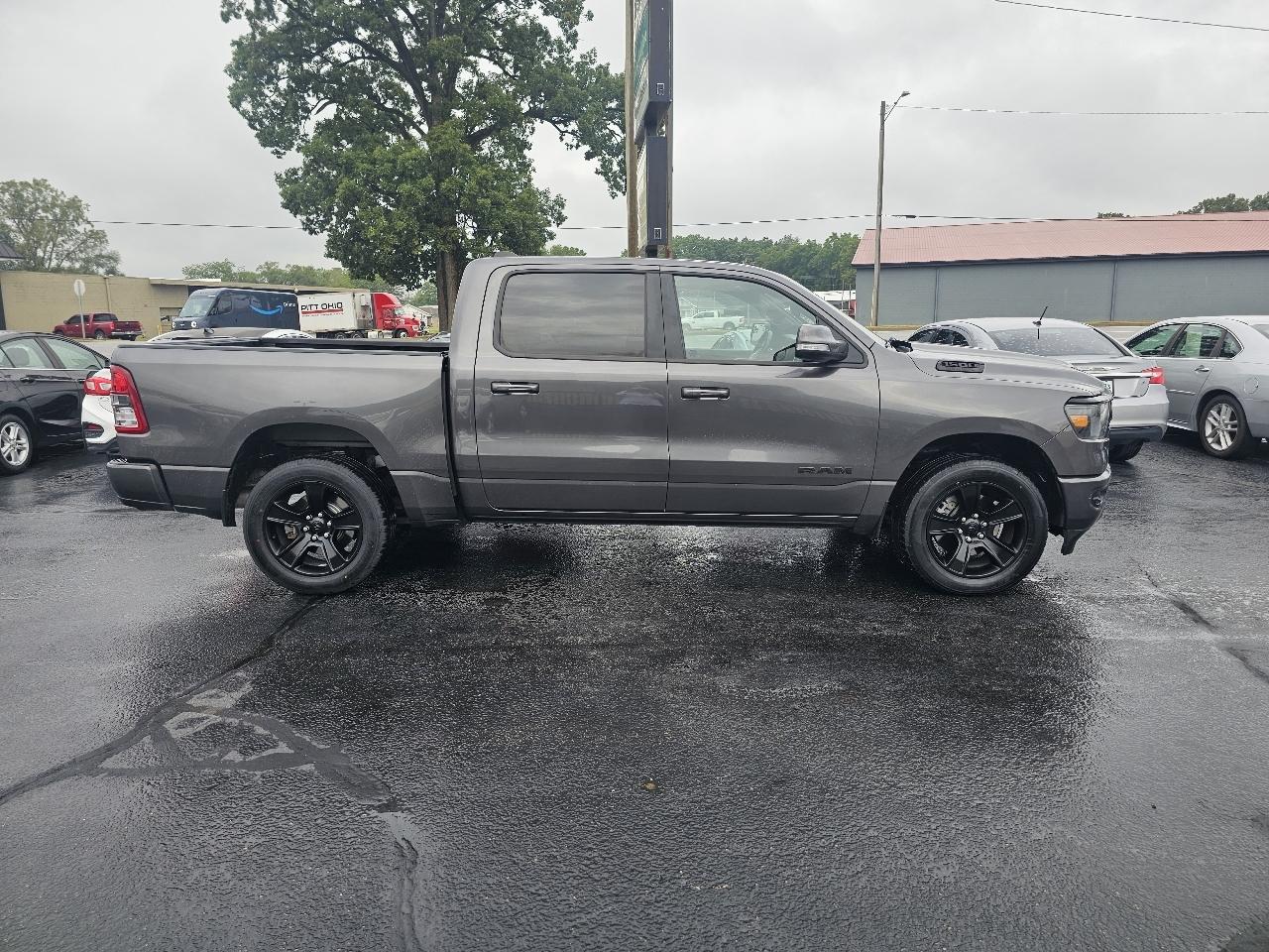 RAM 1500 Big Horn Crew Cab SWB 4WD 2020