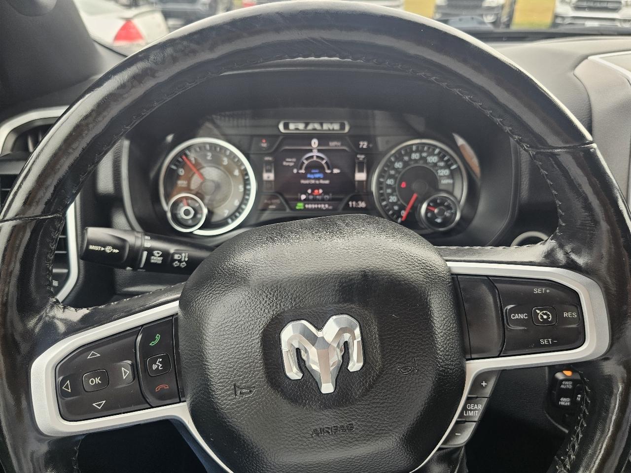 RAM 1500 Big Horn Crew Cab SWB 4WD 2020