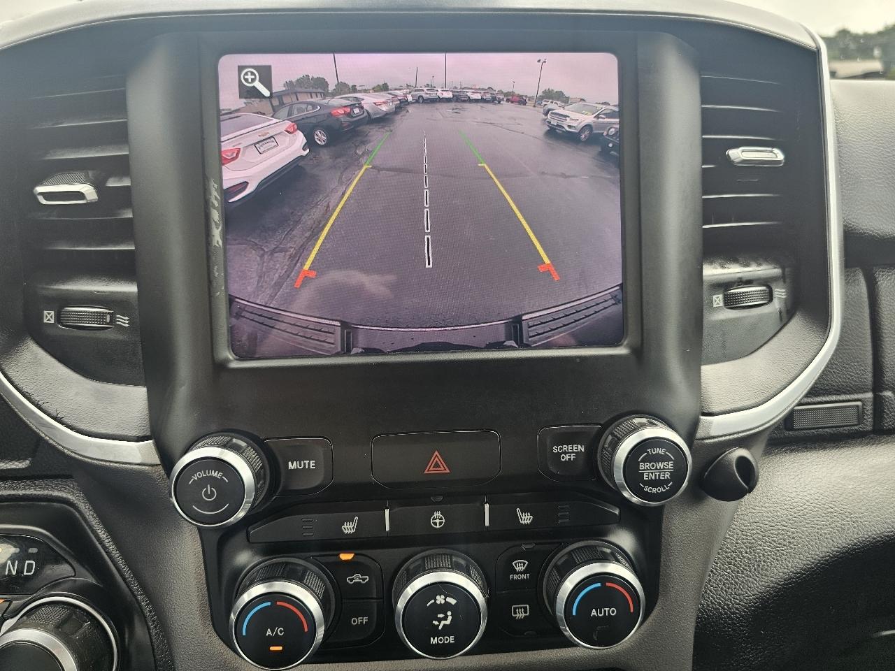 RAM 1500 Big Horn Crew Cab SWB 4WD 2020