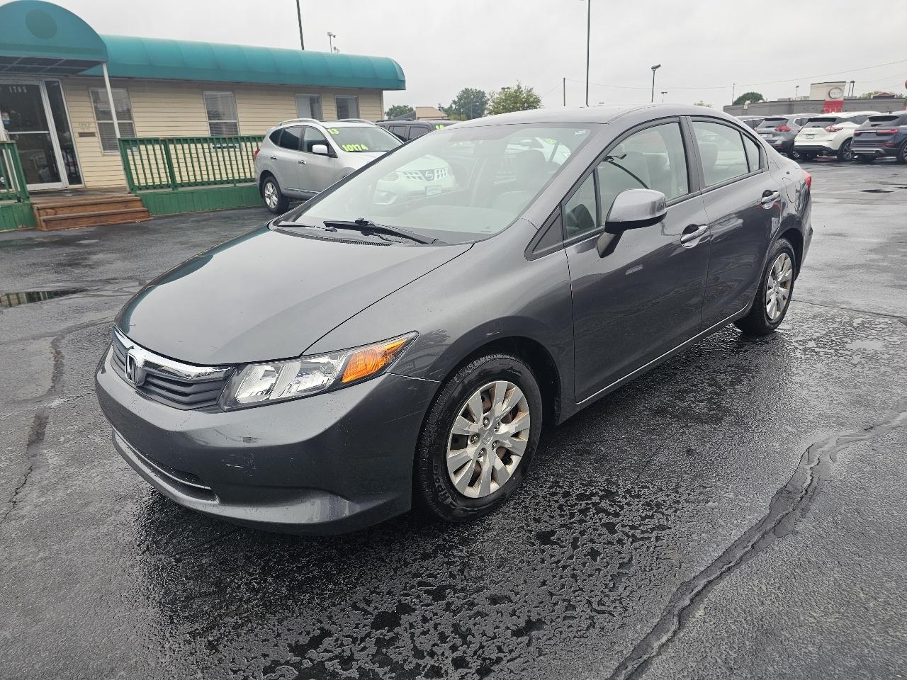 Honda Civic 4dr Sedan LX Auto 2012