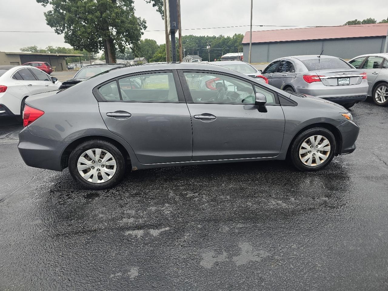 Honda Civic 4dr Sedan LX Auto 2012