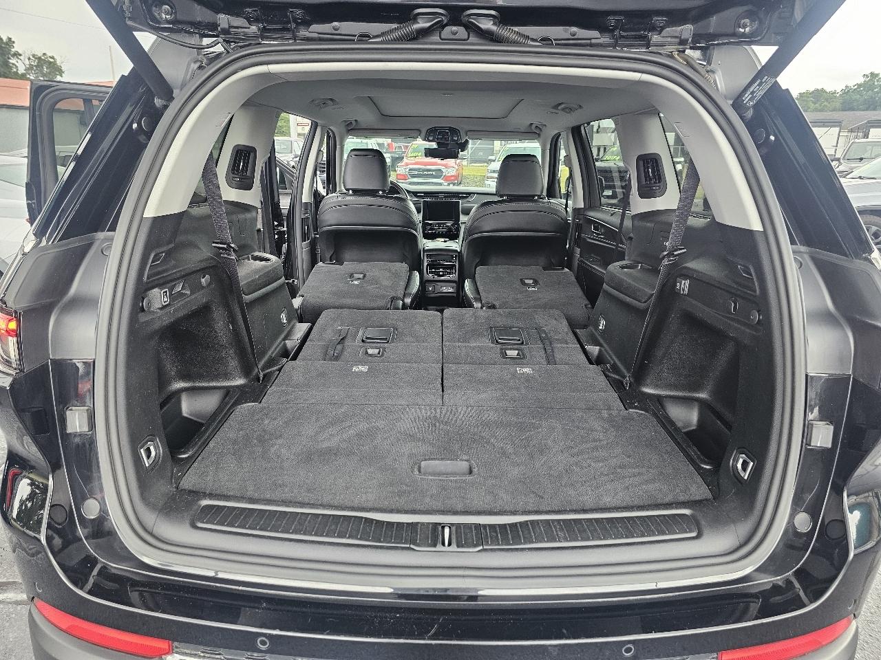 Jeep Grand Cherokee L Limited 4WD 2022