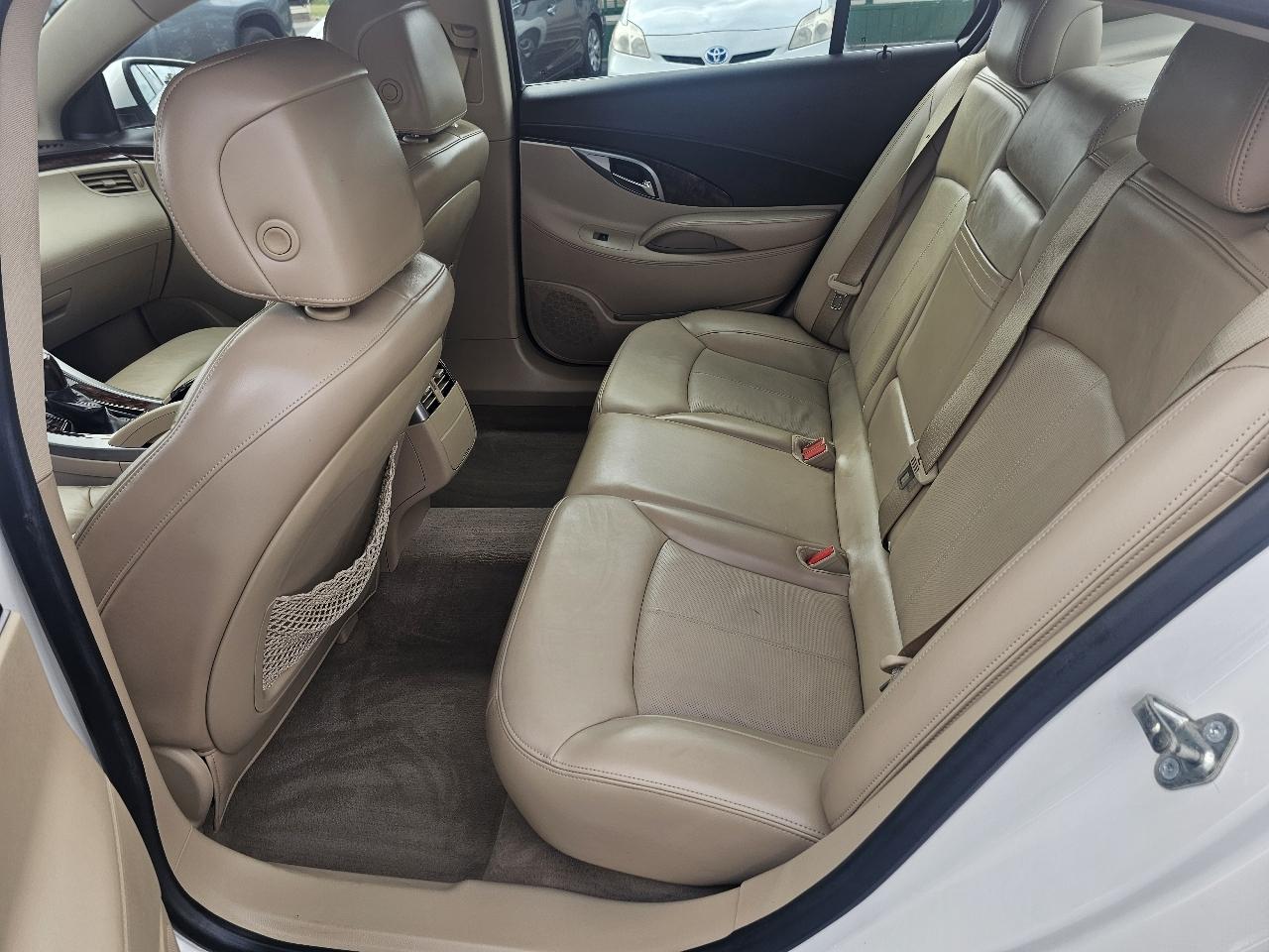Buick LaCrosse CXL FWD 2010