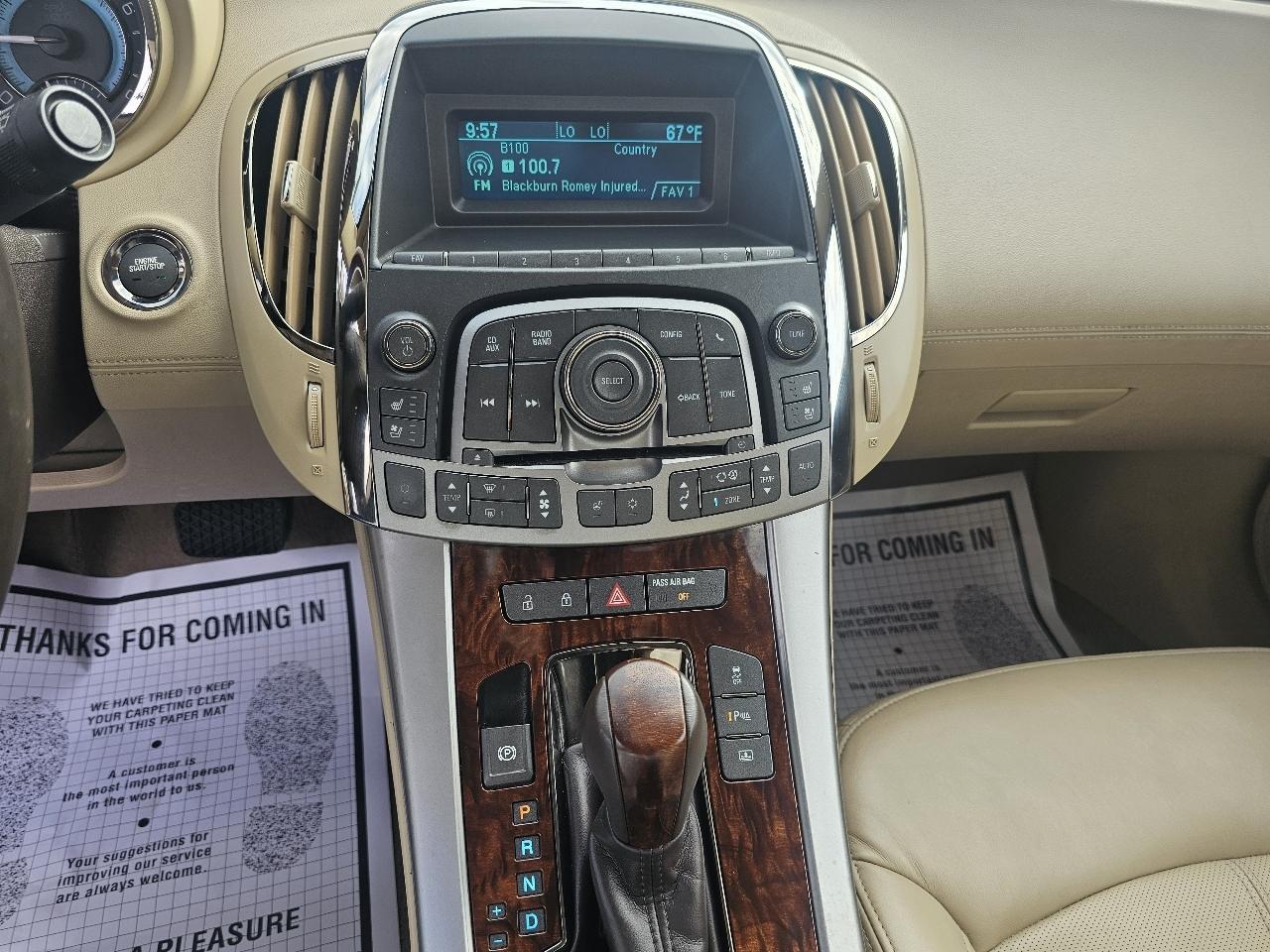 Buick LaCrosse CXL FWD 2010