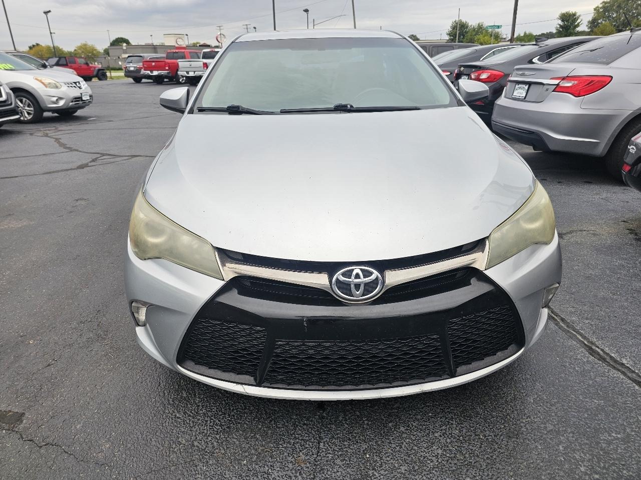 Toyota Camry SE 2015