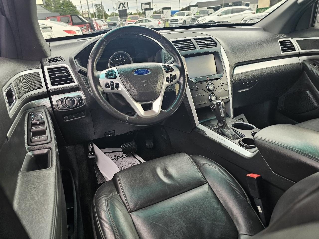 Ford Explorer XLT FWD 2014