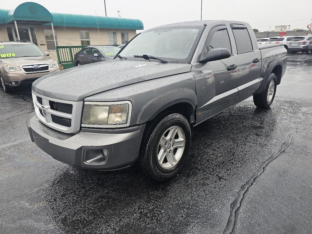 Dodge Dakota SLT Crew Cab 4WD 2010