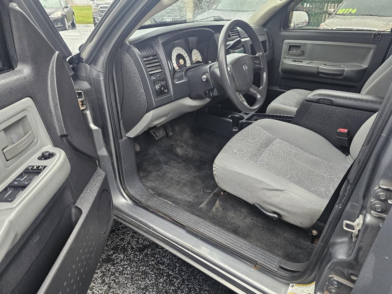 Dodge Dakota SLT Crew Cab 4WD 2010
