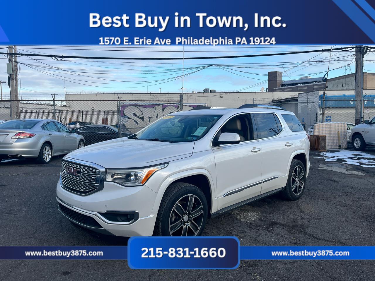 2017 GMC Acadia Denali's photo