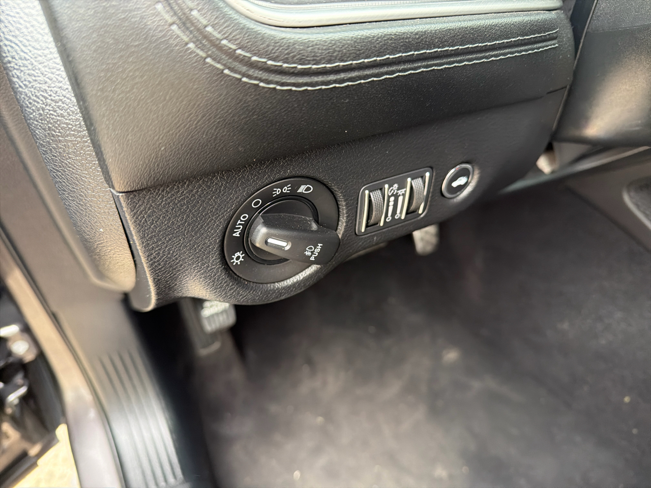 Dodge Challenger  2022