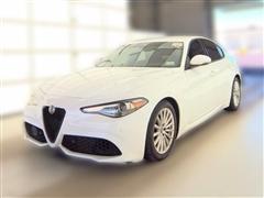 2022 Alfa Romeo Giulia 