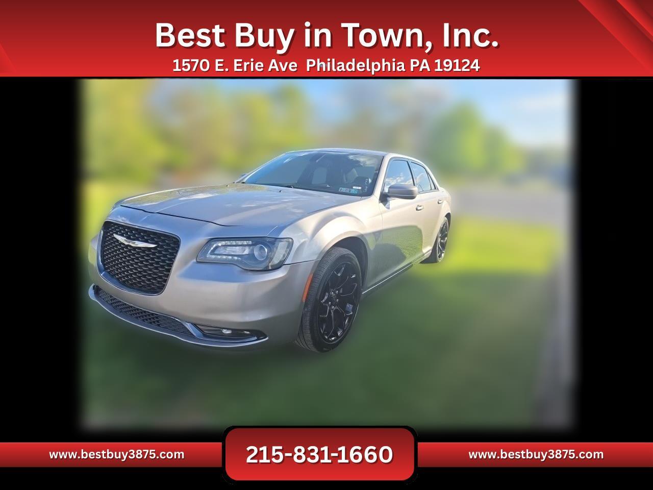 2016 Chrysler 300 S's photo