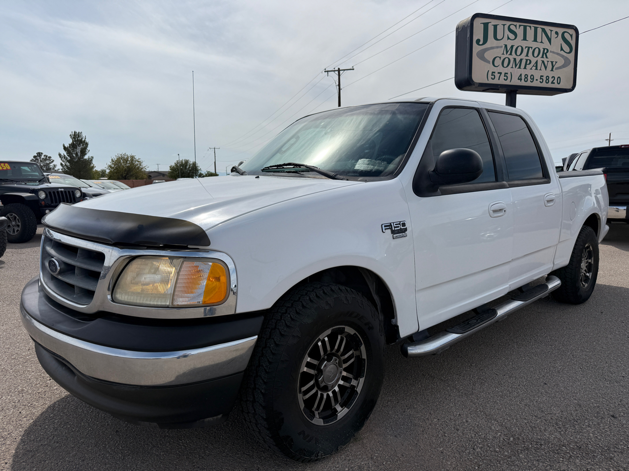 2003 Ford F-150 SuperCrew 139" XLT
